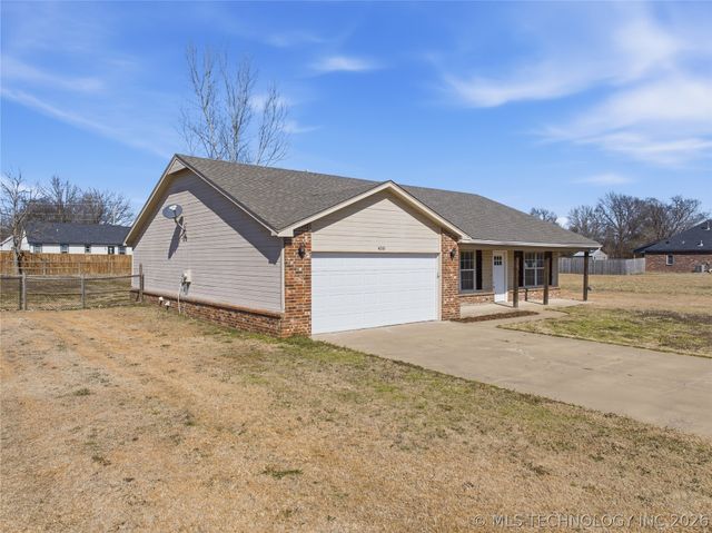 408 NW 8th Street, Wagoner, OK 74467