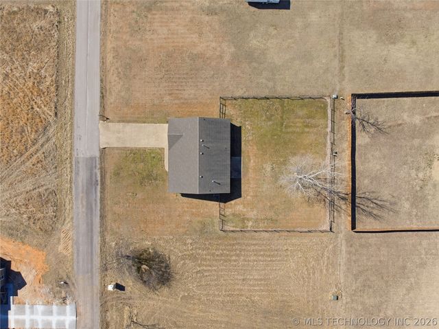 408 NW 8th Street, Wagoner, OK 74467