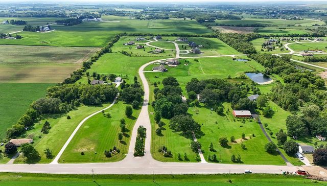1453 WAUKESHA ROAD, Caledonia, WI 53108