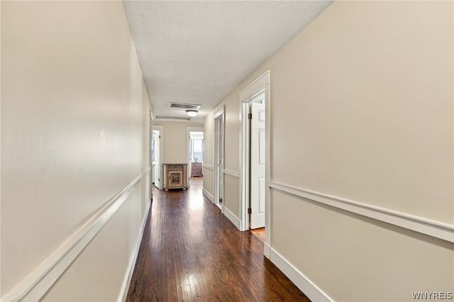 164 Country Parkway, Amherst, NY 14221