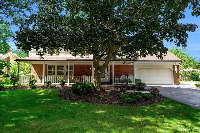 164 Country Parkway, Amherst, NY 14221
