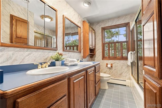 164 Country Parkway, Amherst, NY 14221