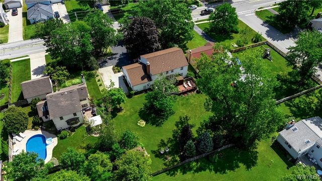 164 Country Parkway, Amherst, NY 14221