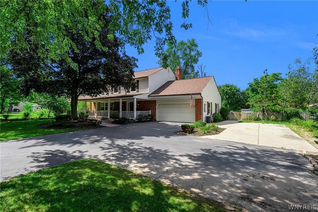 164 Country Parkway, Amherst, NY 14221