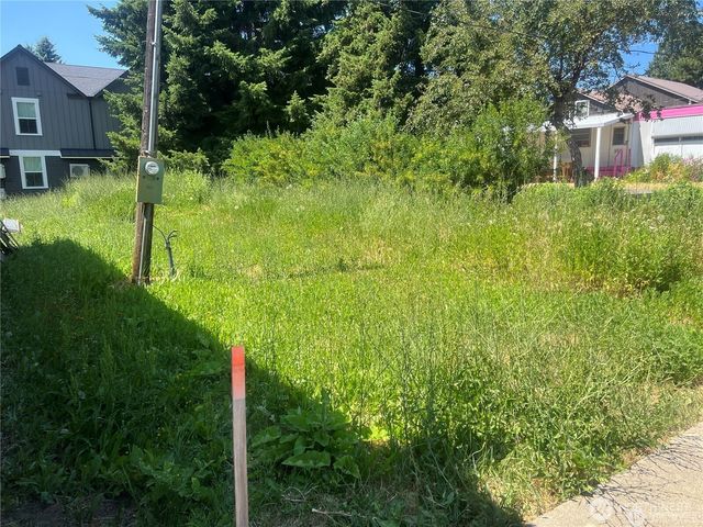 204 N 1st Street, Roslyn, WA 98941