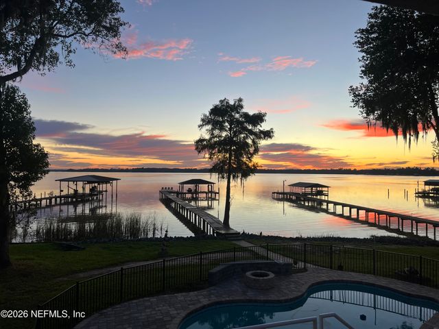 1703 PELICAN Place, Middleburg, FL 32068