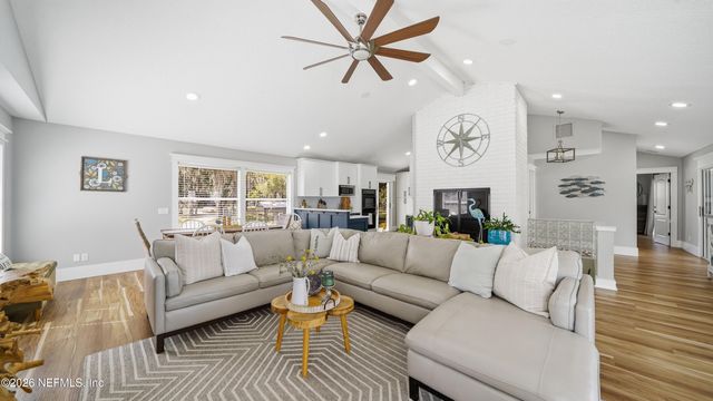 1703 PELICAN Place, Middleburg, FL 32068