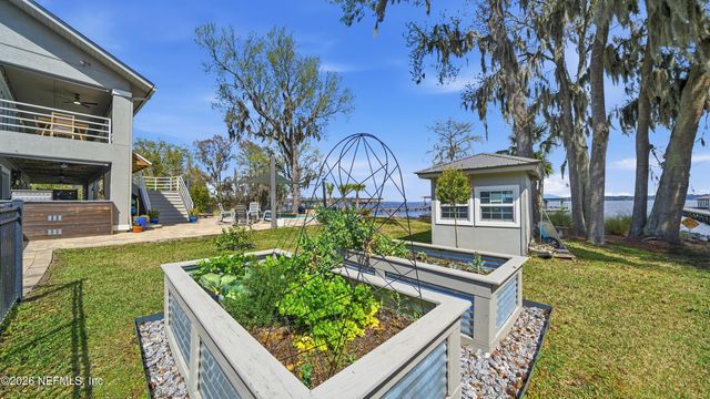 1703 PELICAN Place, Middleburg, FL 32068