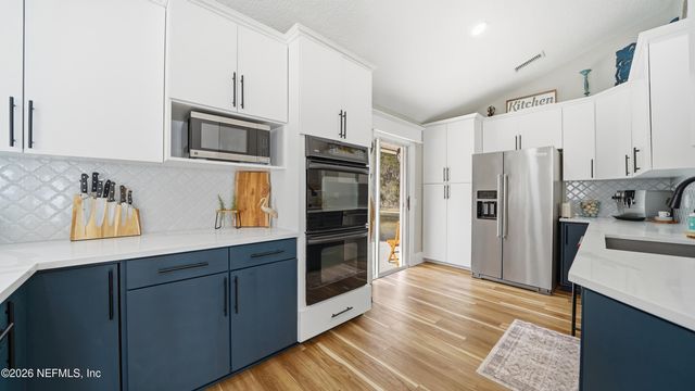 1703 PELICAN Place, Middleburg, FL 32068