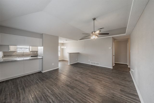 1232 Nelson Place, Burleson, TX 76028