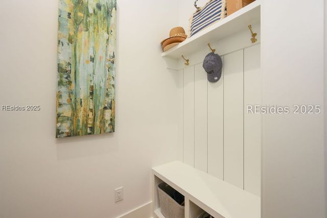 127 Hunting Lodge Rd, Bluffton, SC 29910