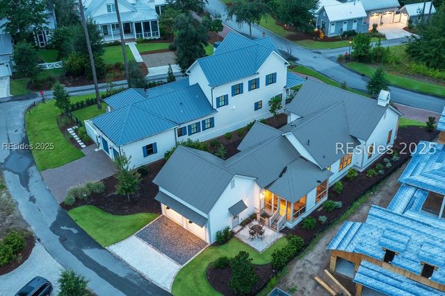 127 Hunting Lodge Rd, Bluffton, SC 29910