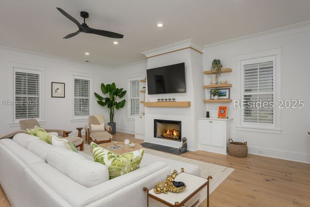 127 Hunting Lodge Rd, Bluffton, SC 29910