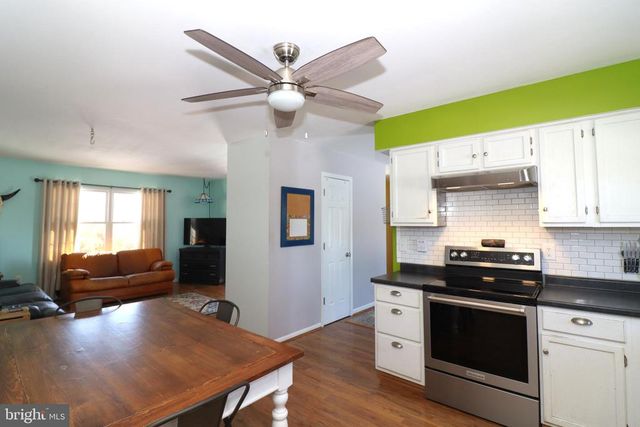 11210 EDGEWOOD DR, Bealeton, VA 22712