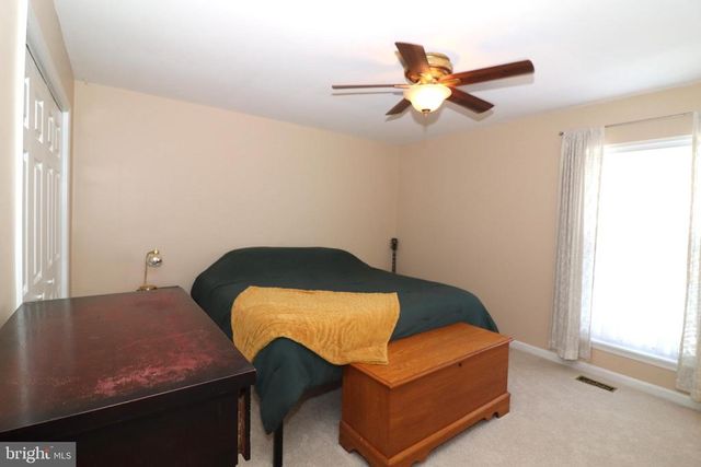 11210 EDGEWOOD DR, Bealeton, VA 22712