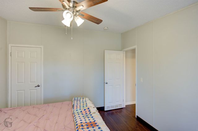 1010 Springwood Lane, Shreveport, LA 71107