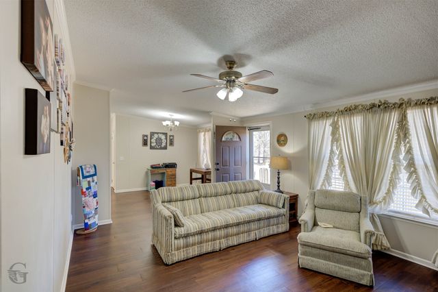 1010 Springwood Lane, Shreveport, LA 71107