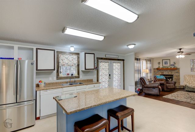 1010 Springwood Lane, Shreveport, LA 71107