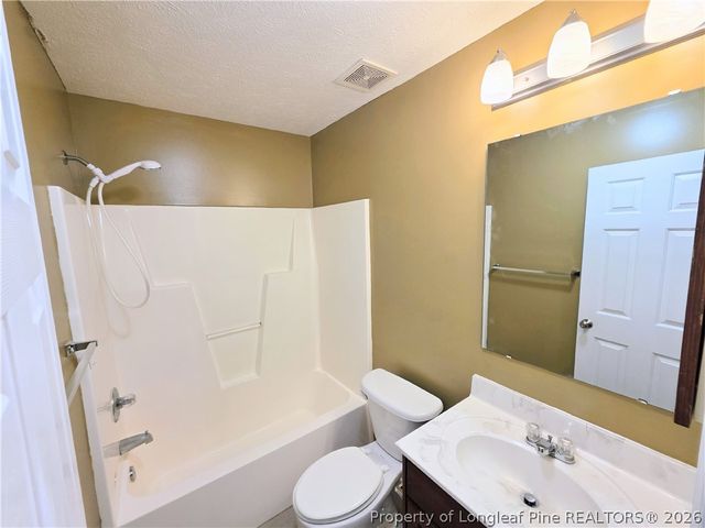 1612 Middle Creek Court, Fayetteville, NC 28314