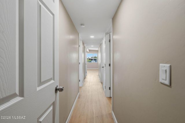 10 E Corona Road, Tucson, AZ 85756