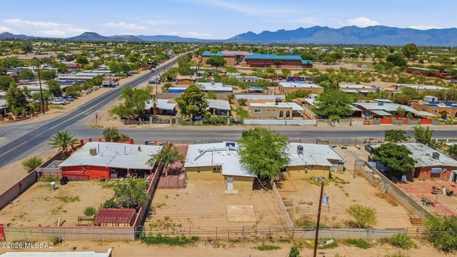 10 E Corona Road, Tucson, AZ 85756