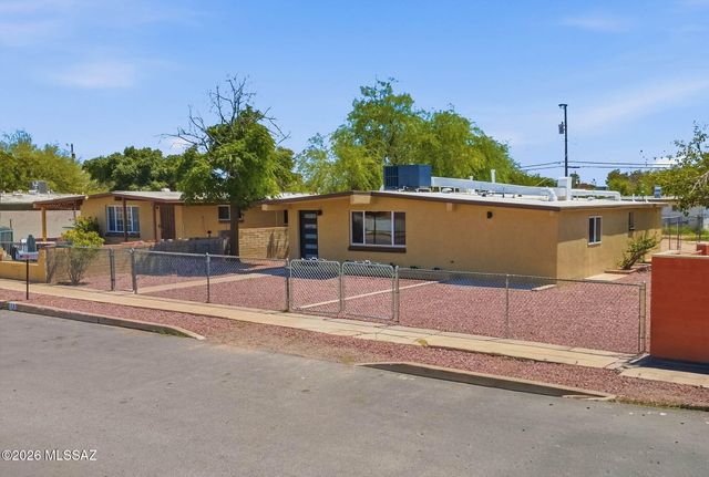 10 E Corona Road, Tucson, AZ 85756