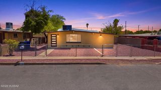10 E Corona Road, Tucson, AZ 85756