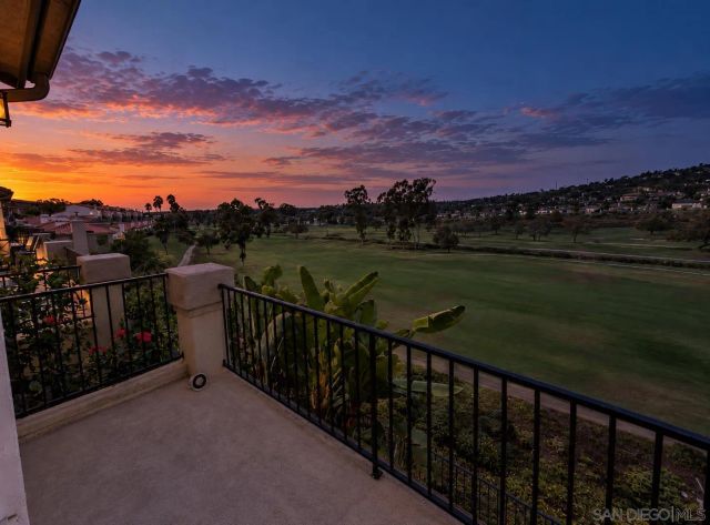 2538 Navarra Dr D, Carlsbad, CA 92009