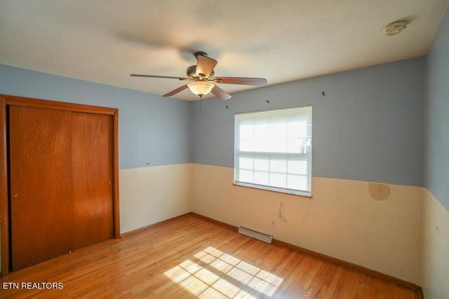 2001 Highland Rd, Maryville, TN 37801