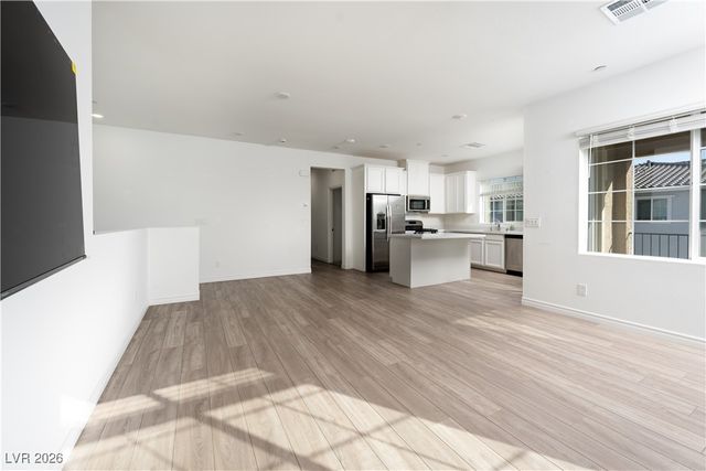 7330 North Decatur Boulevard 1, Las Vegas, NV 89131