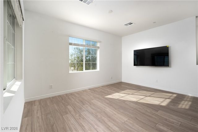 7330 North Decatur Boulevard 1, Las Vegas, NV 89131