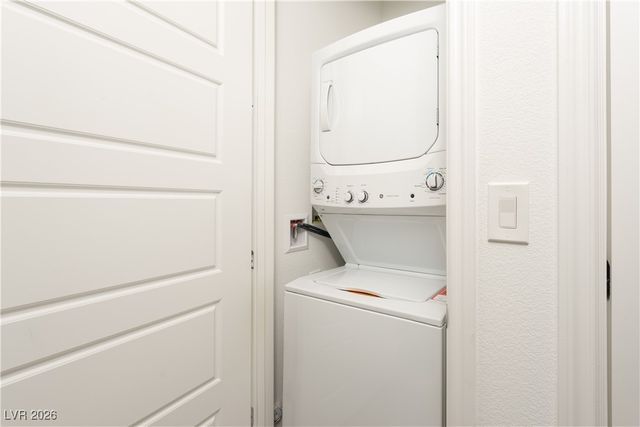 7330 North Decatur Boulevard 1, Las Vegas, NV 89131