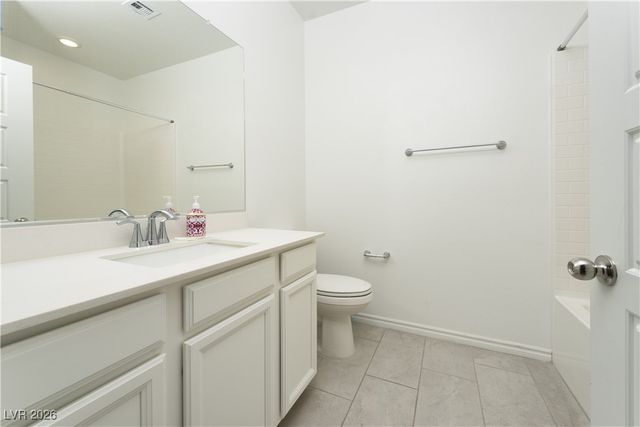 7330 North Decatur Boulevard 1, Las Vegas, NV 89131