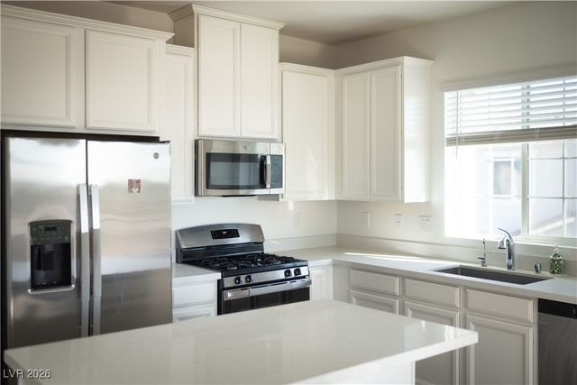 7330 North Decatur Boulevard 1, Las Vegas, NV 89131