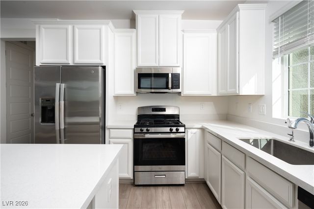 7330 North Decatur Boulevard 1, Las Vegas, NV 89131