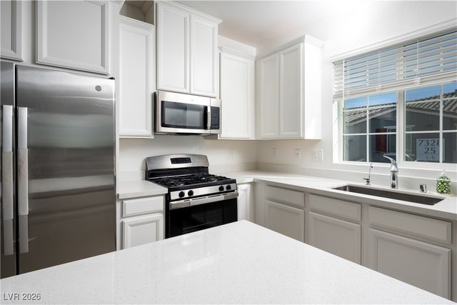 7330 North Decatur Boulevard 1, Las Vegas, NV 89131