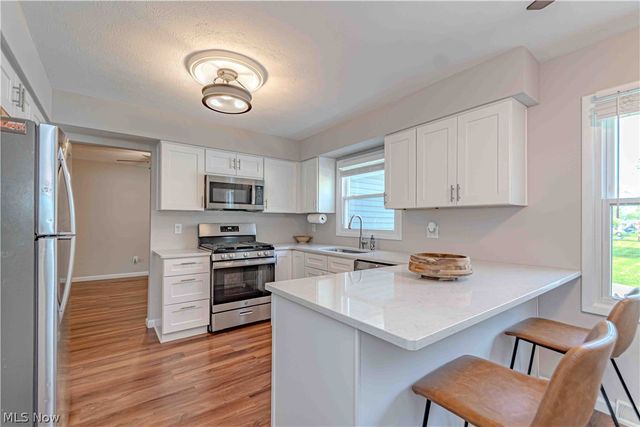 4154 Shelley Drive, North Olmsted, OH 44070