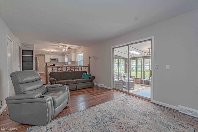 4154 Shelley Drive, North Olmsted, OH 44070