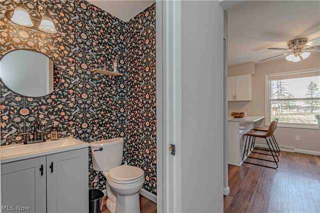 4154 Shelley Drive, North Olmsted, OH 44070