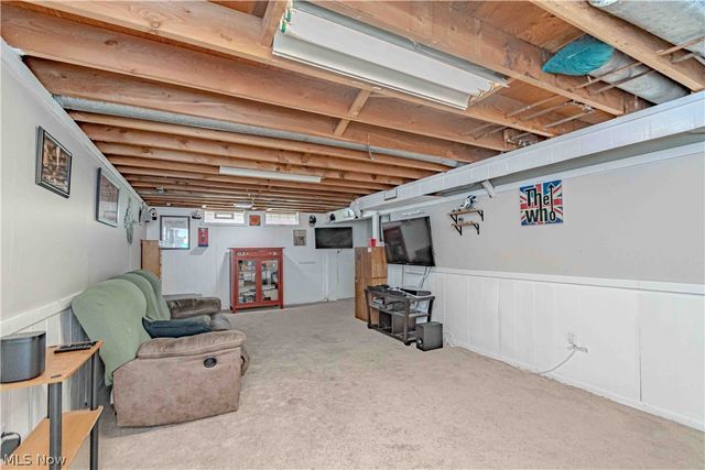 4154 Shelley Drive, North Olmsted, OH 44070