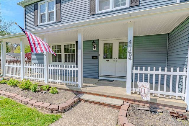 4154 Shelley Drive, North Olmsted, OH 44070