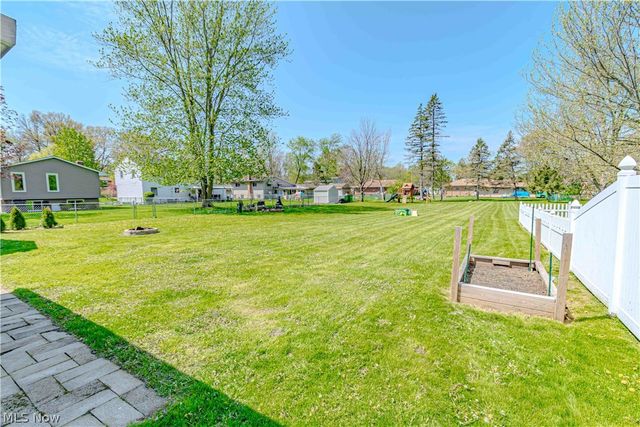4154 Shelley Drive, North Olmsted, OH 44070