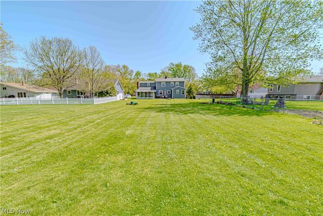 4154 Shelley Drive, North Olmsted, OH 44070