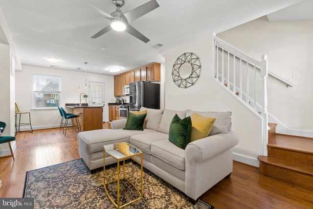 1621 R ST SE, Washington, DC 20020