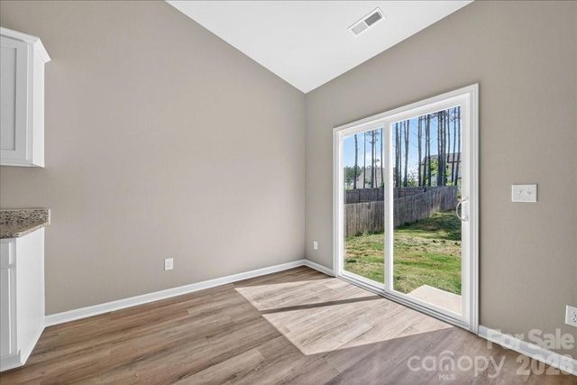 4322 One Mile Way, Charlotte, NC 28215