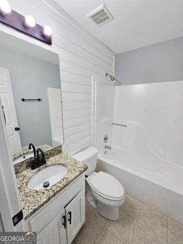125 Planters Walk, Locust Grove, GA 30248