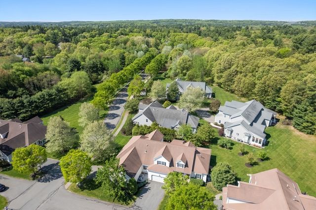 37 Rockville Mdws 37, Millis, MA 02054