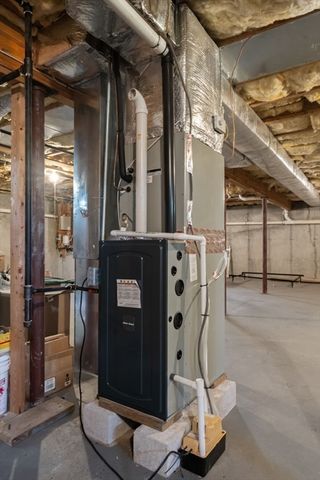 37 Rockville Mdws 37, Millis, MA 02054