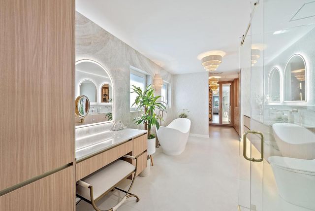 2204 Notre Dame Drive, Lake Worth Beach, FL 33460