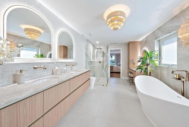 2204 Notre Dame Drive, Lake Worth Beach, FL 33460